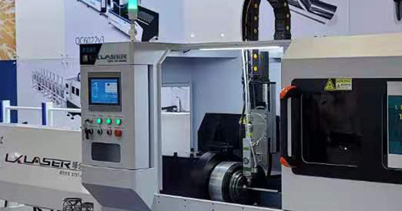 Round tube laser cutting machine in South Korean machinery exhibition